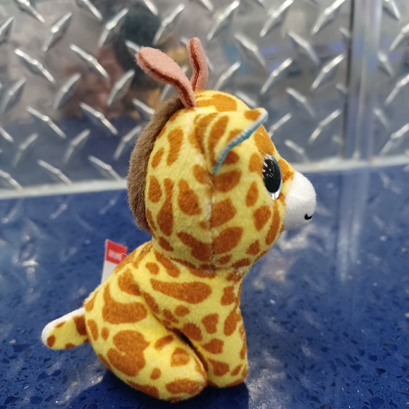 ✓TY McDonald's Teenie Beanie Boo - SAFARI the Giraffe (Africa)(2021) 3 inches - Picture 7 of 13